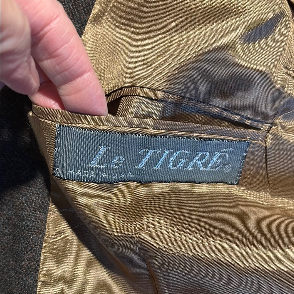 Men's Custom Brown Blazer, (Med) and Dress Pants, Waist 18in Inseam 27in, - Picture 6 of 6